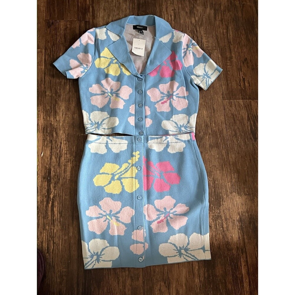Forever 21 Matching Skirt And Top Suit Blue Floral Plus Size 0X Brand New W Tags